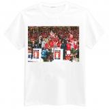 Foto Photo t-shirt of Los jugadores de Arsenal celebrar ganando el...