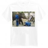Foto Photo t-shirt of Pintura de elefante con su tronco