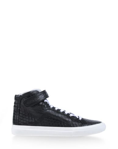 Foto pierre hardy sneakers abotinadas
