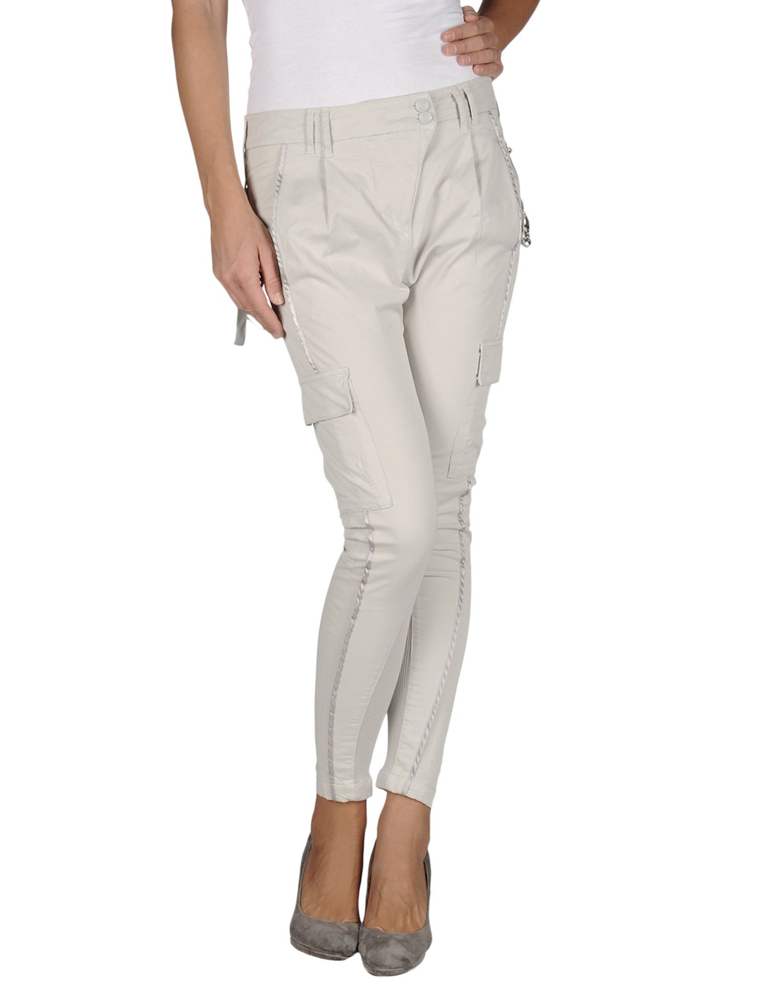 Foto pinko grey pantalones
