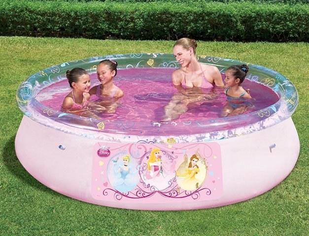 Foto Piscina infantil princesas disney