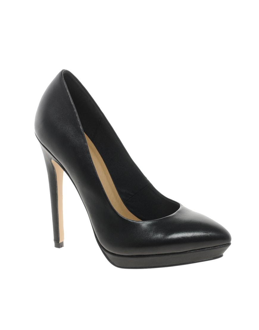 Foto Plataformas de cuero de punta PROP de ASOS Negro