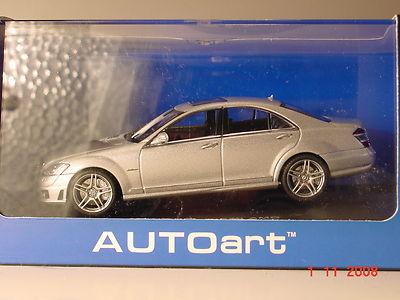 Foto Precioso Mercedes Benz S63 Amg. Auto Art 1:43.