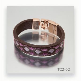 Foto Pulsera Cuero Daferro Rombos Rosas Bordados TooChic