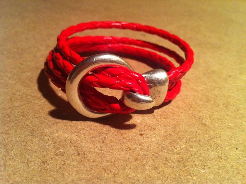 Foto Pulsera cuero trenzado con hebilla