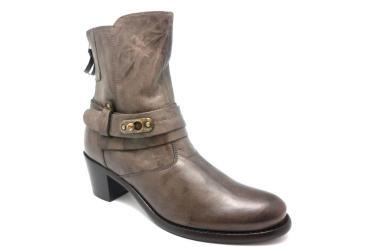 Foto Rebajas de botas de mujer Nero Giardini 7980 beige