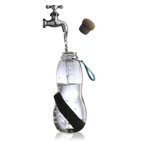 Foto Red Tab Eau Good Charcoal Filter Water Bottle by Black+Blum