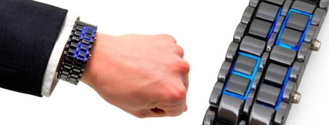 Foto Reloj de muñeca armadura con led