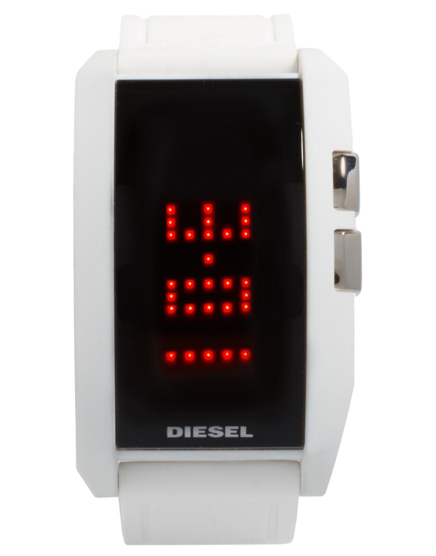 Foto Reloj digital blanco de Diesel Blanco