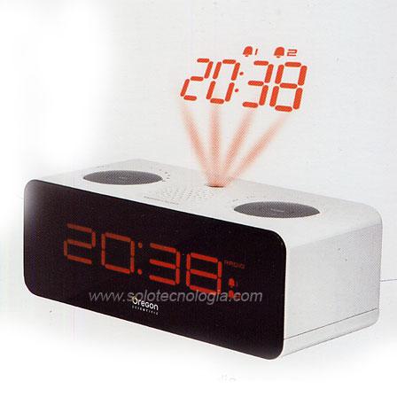 Foto Reloj Proyector LCD y Radio Analógica FM RRA320