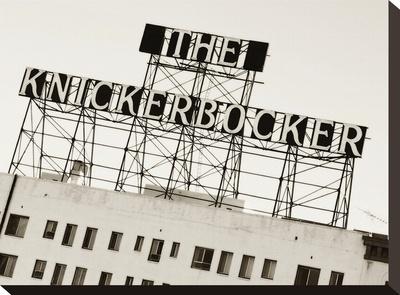 Foto Reproducción en lienzo de la lámina KnickerBocker 1 de Dale MacMillan, 30x41 in.
