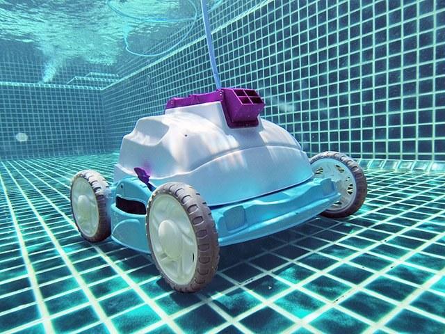 Foto Robot limpiafondos autoático e-jet para piscinas 13600 l/h