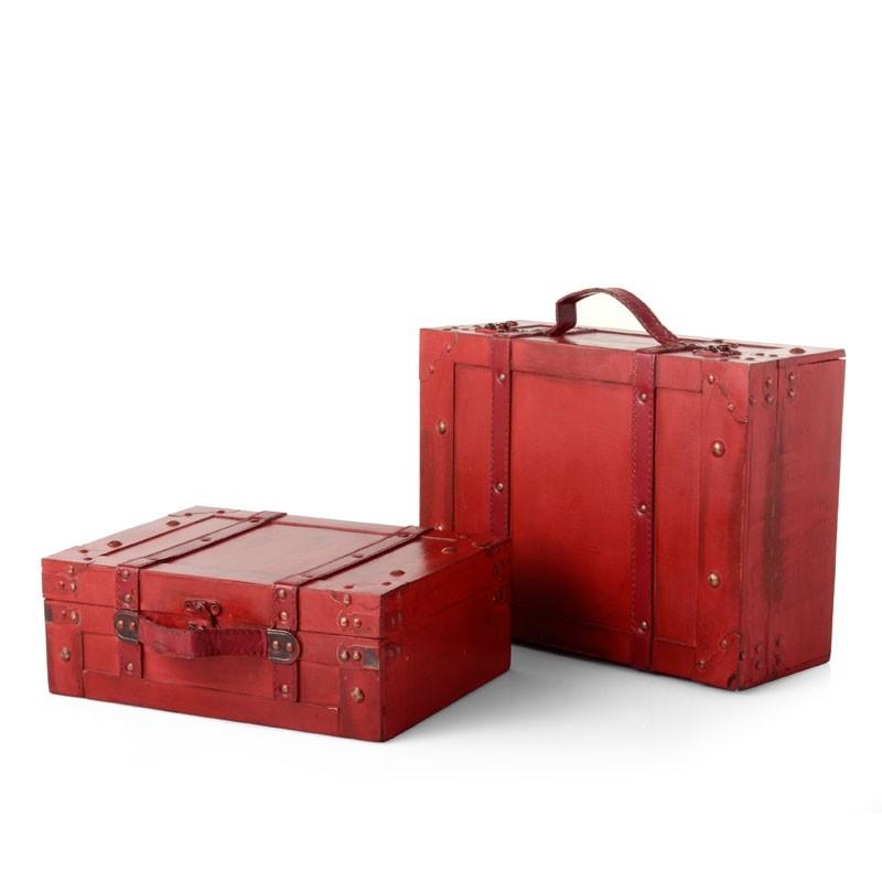 Foto S/2 maletas rojo madera ordenacion