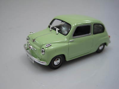 Foto Salvat Seat 1958 - 600 1a Serie Normal Solido 1/43 Fiat Zastava Cochesaescala
