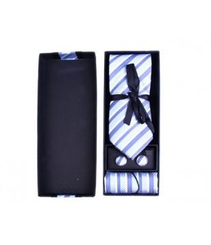 Foto Set de corbata, pañuelo y gemelos. regalos boda hombre.
