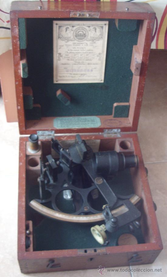 Foto sextante henry hughes con su caja original