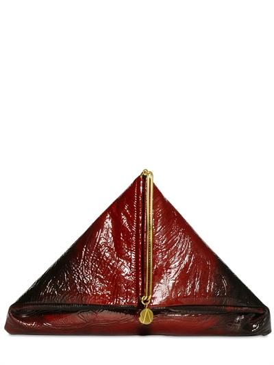 Foto simone rainer clutch nigredo triangular charol teñido