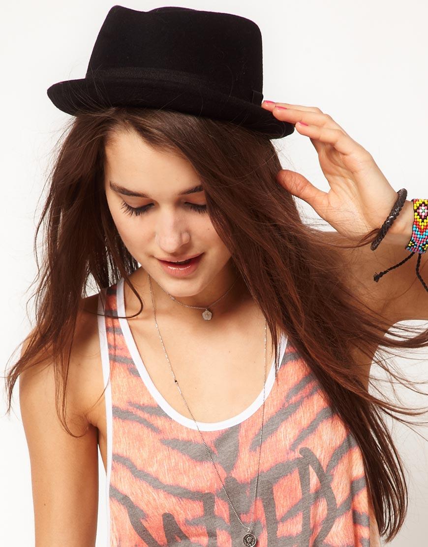 Foto Sombrero estilo porkpie de fieltro de ASOS Negro