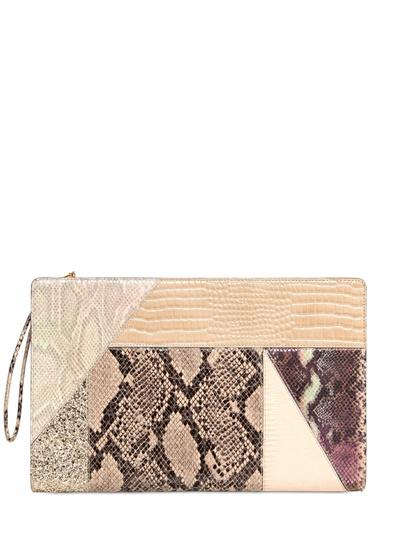 Foto stella mccartney maxi clutch con parches de estampado pitón