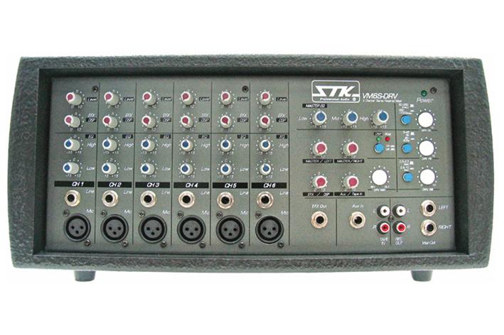 Foto Stk VM-6SFX. Mesa de mezclas autoamplificada
