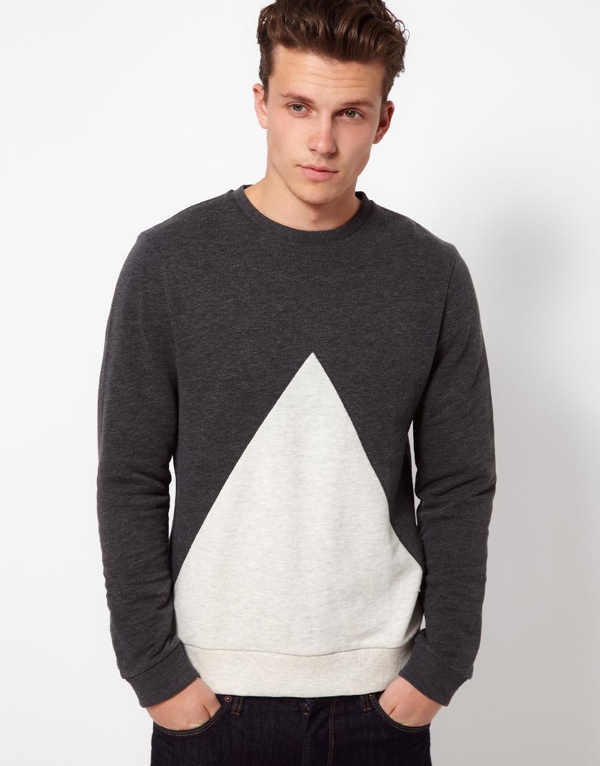 Foto Sudadera con aplicación de triángulo de ASOS Gris