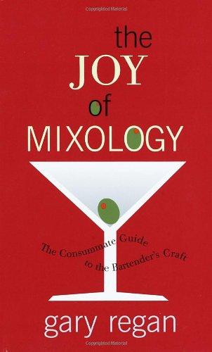 Foto The Joy of Mixology: The Consummate Guide to the Bartender's Craft