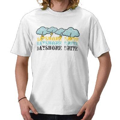 Foto Tiempo de la impulsión de Bayshore la tormenta Tshirts