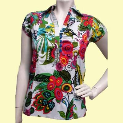 Foto Tonala: blusa polo estampada