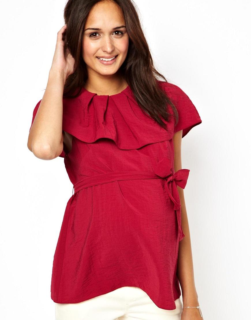 Foto Top con cinturón y detalle de capa de ASOS Maternity Arándano