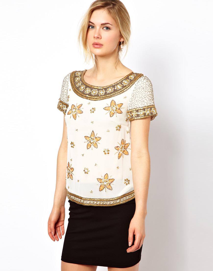 Foto Top con cuentas y detalle de fores de Frock and Frill Crema