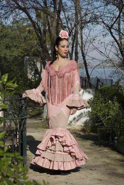Foto Traje de Flamenca. Petalo