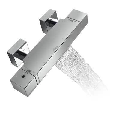 Foto tres cuadro 1071749. grifo termostático cascada para baño-ducha con equipo,cromo