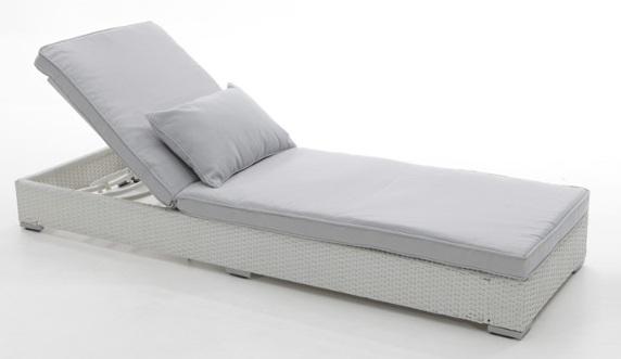 Foto TUMBONA ARTIC RATTAN BLANCO
