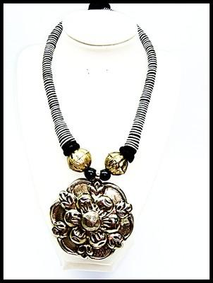 Foto Ultimo_precioso Collar De Importacion Diseño Tribal _1 Solo Gasto De Envio
