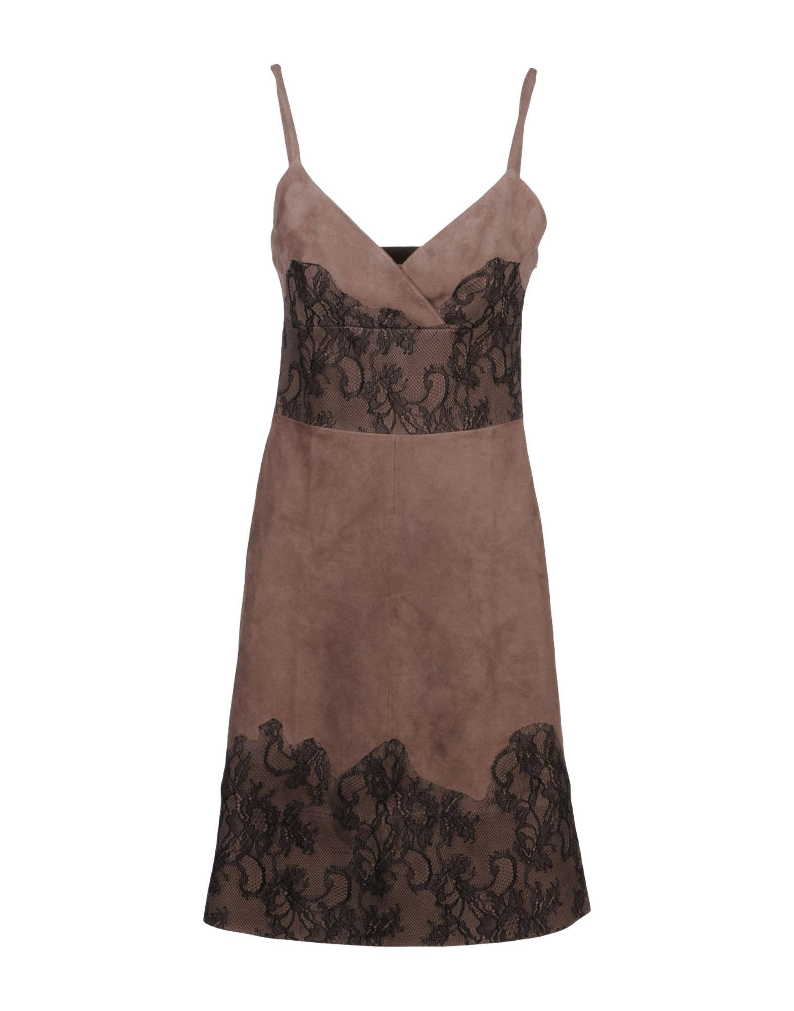 Foto valentino minivestidos
