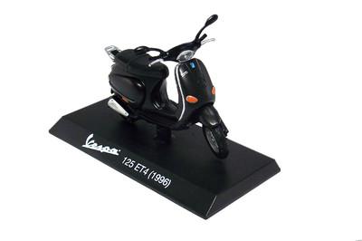 Foto Vespa 125 Et4 (1996) 1:18
