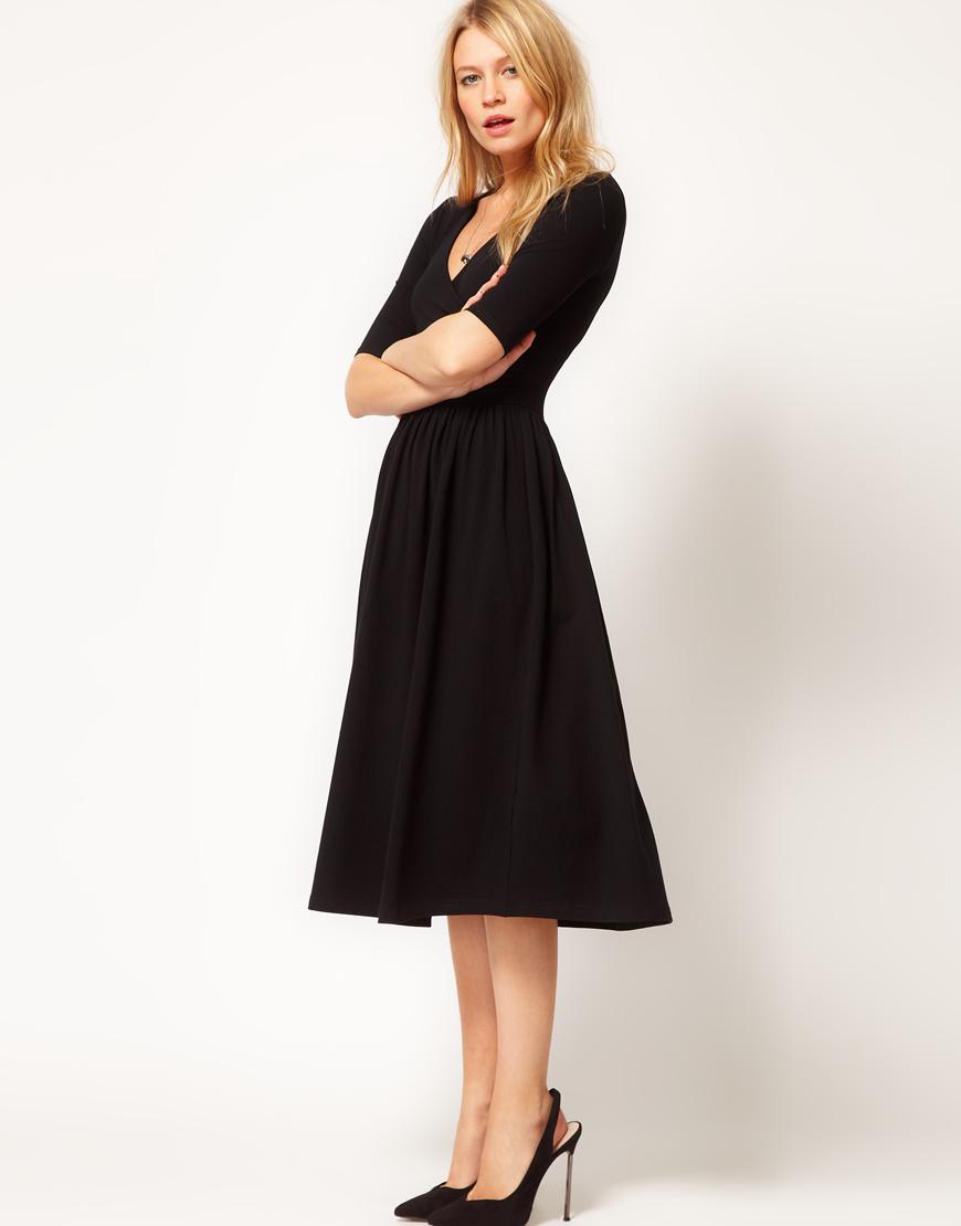 Foto Vestido a media pierna cruzado de estilo bailarina de ASOS Negro