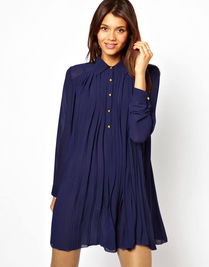 Foto Vestido camisero plisado con vuelo de TFNC Azul marino