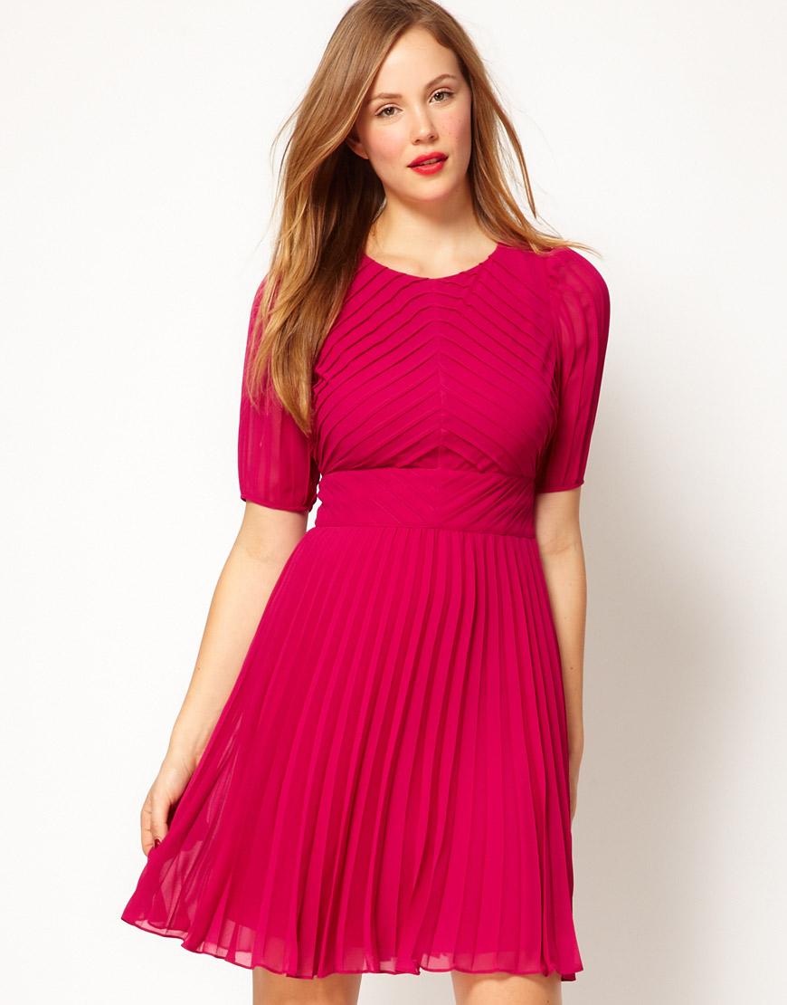 Foto Vestido con pinzas y falda acampanada de Karen Millen Rosa