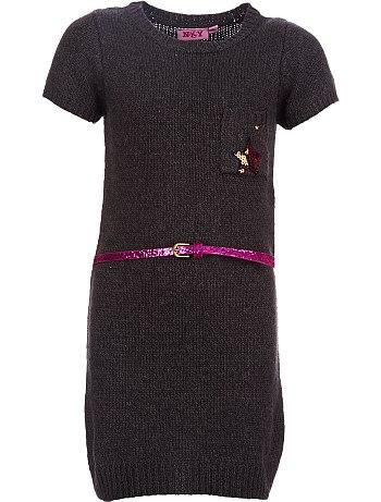 Foto Vestido de punto con estrella de