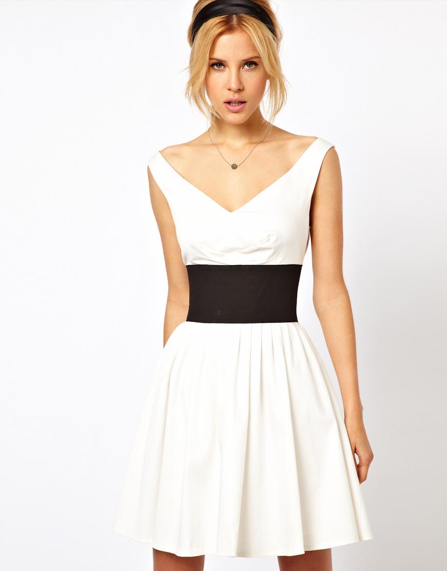 Foto Vestido skater con hombros descubiertos y cinturilla ancha de ASOS ...