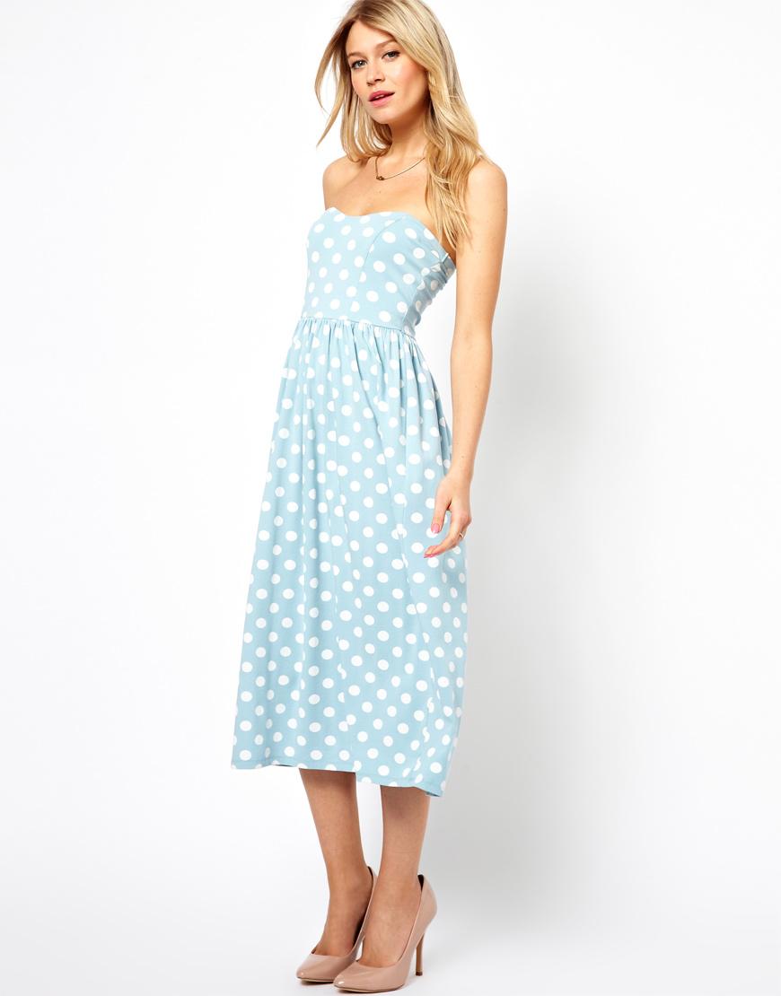 Foto Vestido skater palabra de honor de lunares a media pierna de ASOS A...