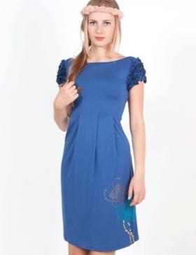 Foto Vestido volante con estampado jardin y escote espalda de titis clothing