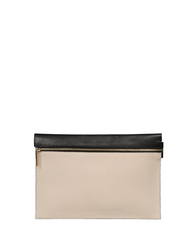 Foto victoria beckham clutch

