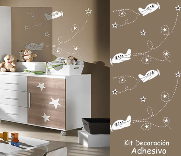 Foto Vinilo infantil figura y fondo aviones