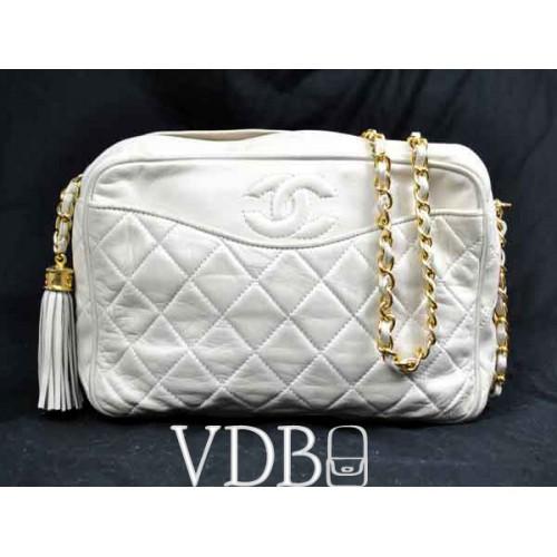 Foto White CC Logo Vintage Chanel Shoulder Bag