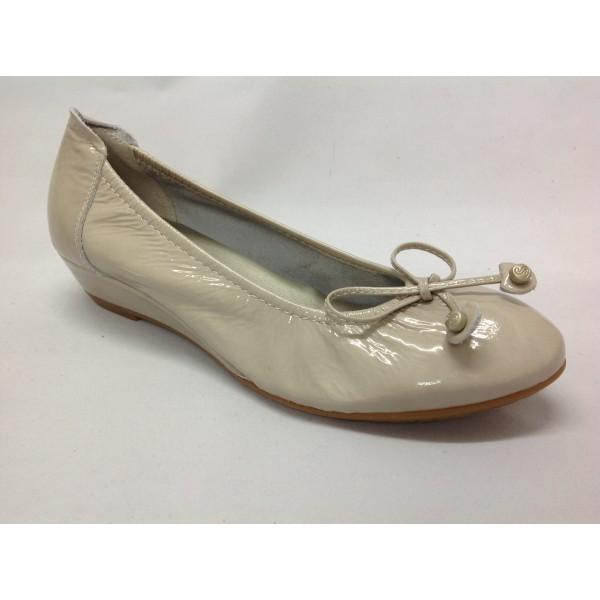 Foto Zapato nordikas modelo 34157 41 Beige