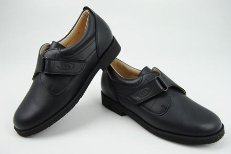 Foto zapato ortopédico de piel azul con velcro