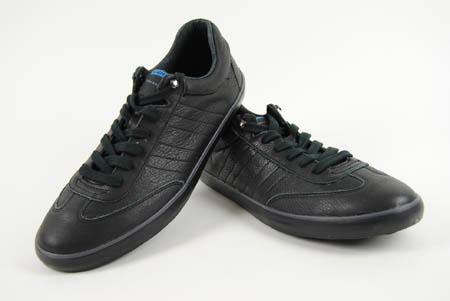 Foto zapatos con cordones de piel negro camper