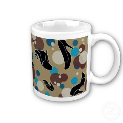 Foto Zapatos del tacón alto Taza De Café